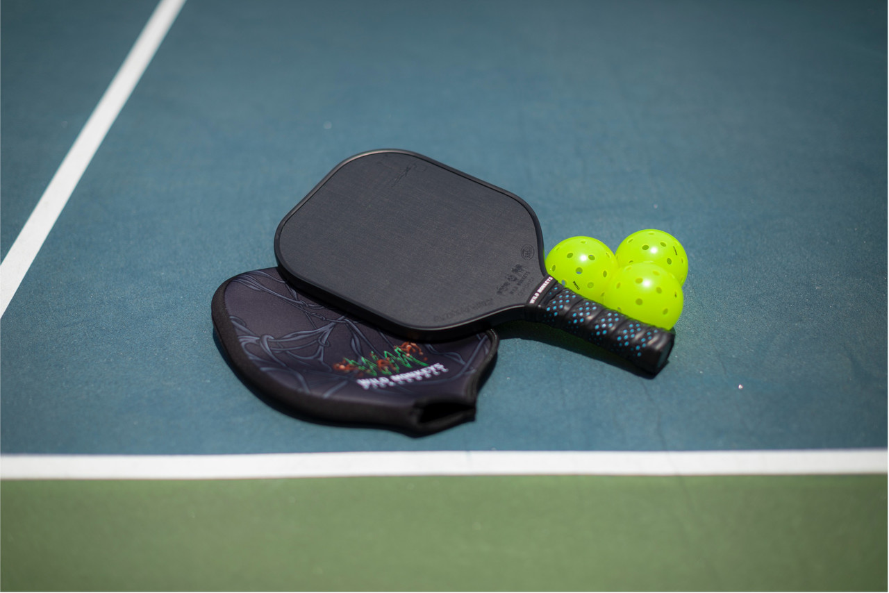 Wild Monkeys Grizzly Ghost Pickleball Paddle - Thumbnail 4