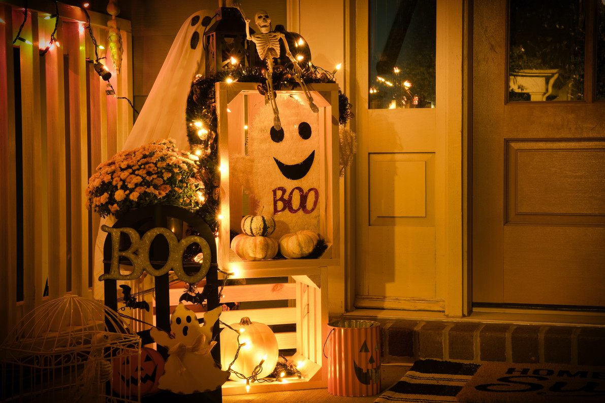 Spooky Can Ship: Order Your Halloween Candy & Decorations Online