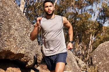 Boost Your Fitness Game: A Guide to Choosing the Best Men's Activewear for Performance, Style, and Comfort
