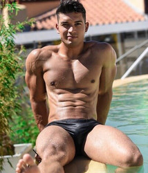 Swim Briefs vs. Swim Shorts: The Ultimate Guide to Finding Your Perfect Swimwear