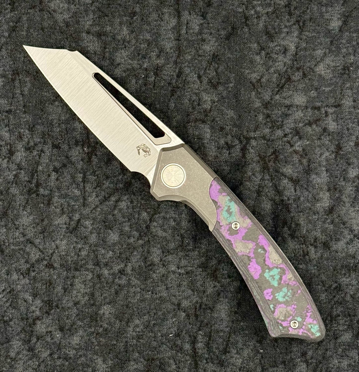 Gecko Customz Pictus Reg V2 Folding Knife Blackwashed Titanium