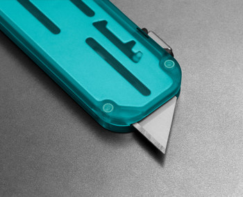 James Brand Knives Palmer Utility Knife Clear Turquoise Handle Electric Green Lanyard High Carbon Steel Blade KN126210-00 James Brand Knives Palmer Utility Knife Clear Turquoise Handle Electric Green Lanyard High Carbon Steel Blade KN126210-00