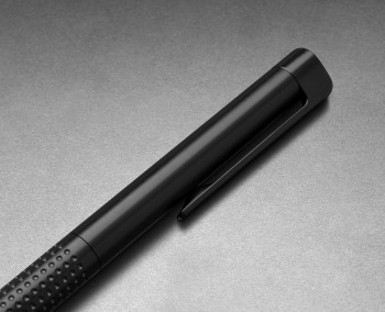 James Brand Knives Bolen Black Stainless Steel Twist Barrel Pen CO310903-10 James Brand Knives Bolen Black Stainless Steel Twist Barrel Pen CO310903-10