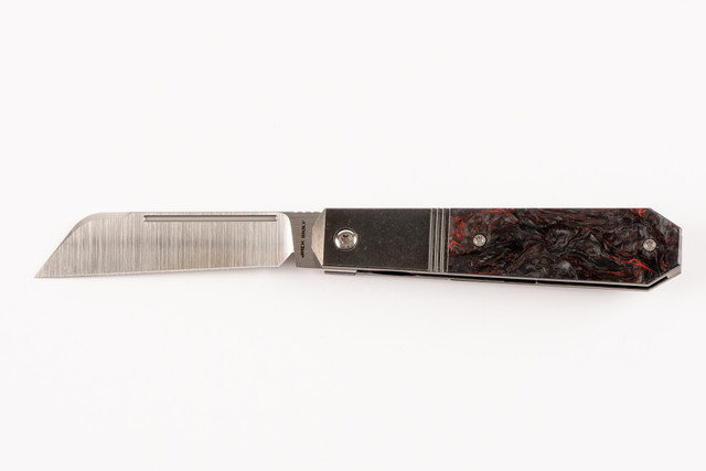 チタニウムエッヂ Flytanium Lotus Shredded Carbon Fiber Scales for Spyderco Para 3