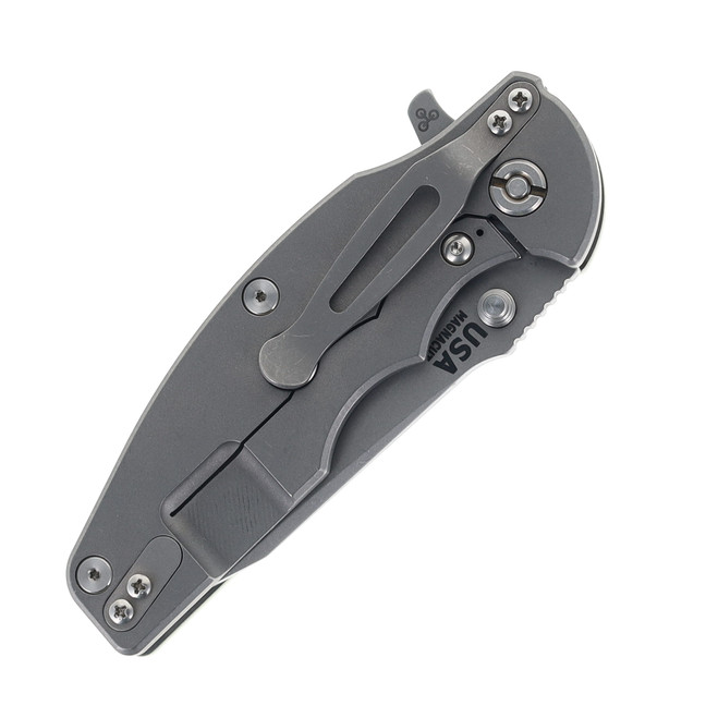 モモ Hinderer Jurassic Slicer Folding Knife Translucent Green G10