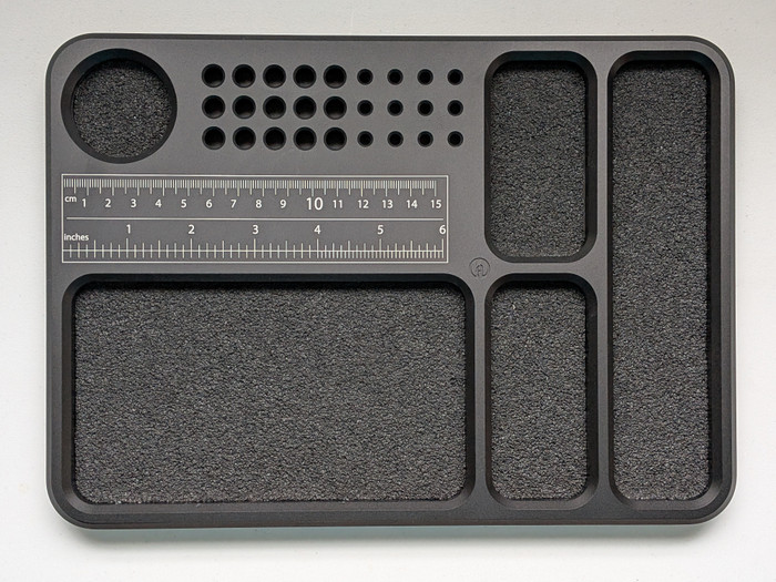 Maxace Knives Heavy Duty Aluminum Dump Tray with Rubber lining, Ruler and Individual Sections