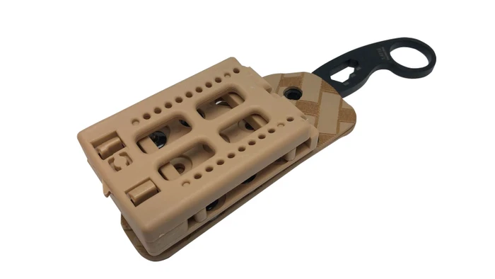 Hydra Knives Tac-Clip Belt Carrying System Fall Brown BROWN-TAC-CLIP