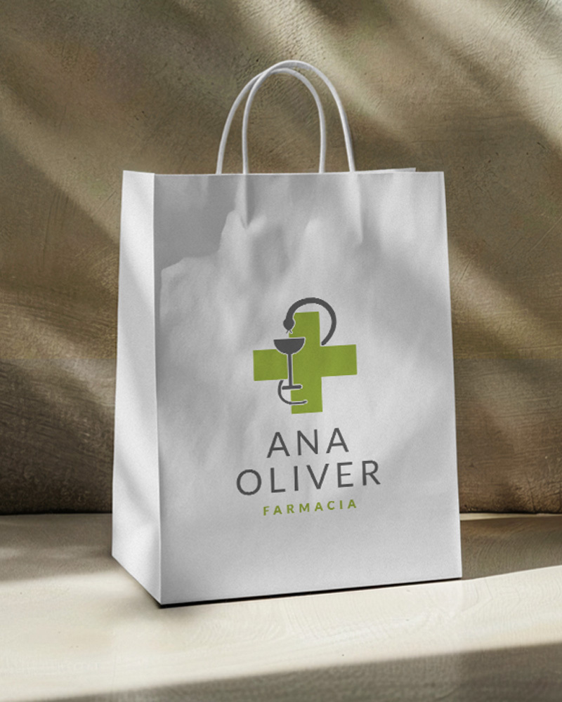 Encargo exprés en Farmacia Ana Oliver, en Madrid
