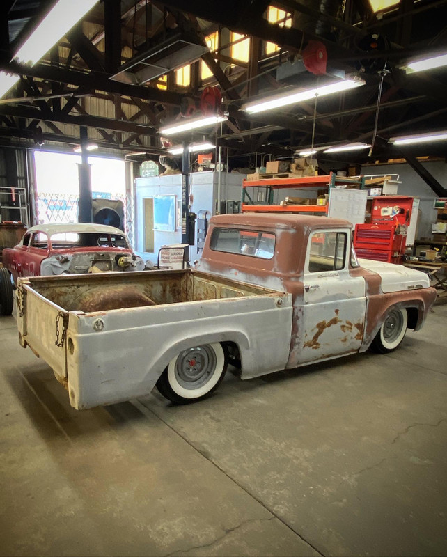 1957-1960 F100 Ford pickup chassis