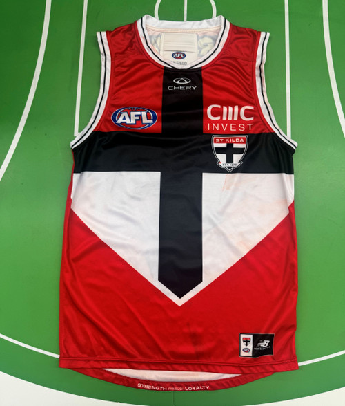 2025 Player Issue SS Clash Guernsey