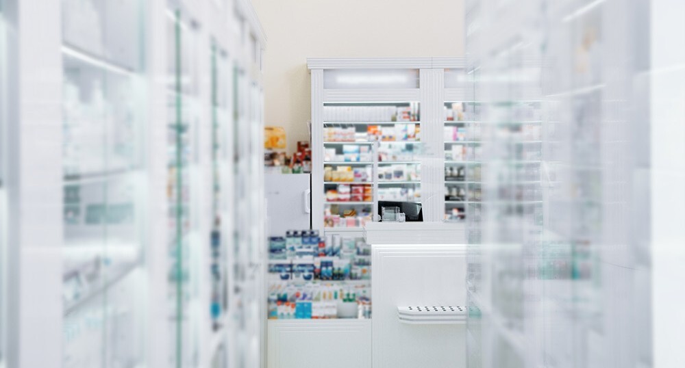 Interior de la Farmacia Fra, en A Coruña