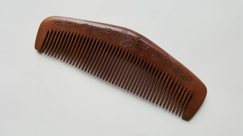 Plum Blossom Design Wood Comb / Large