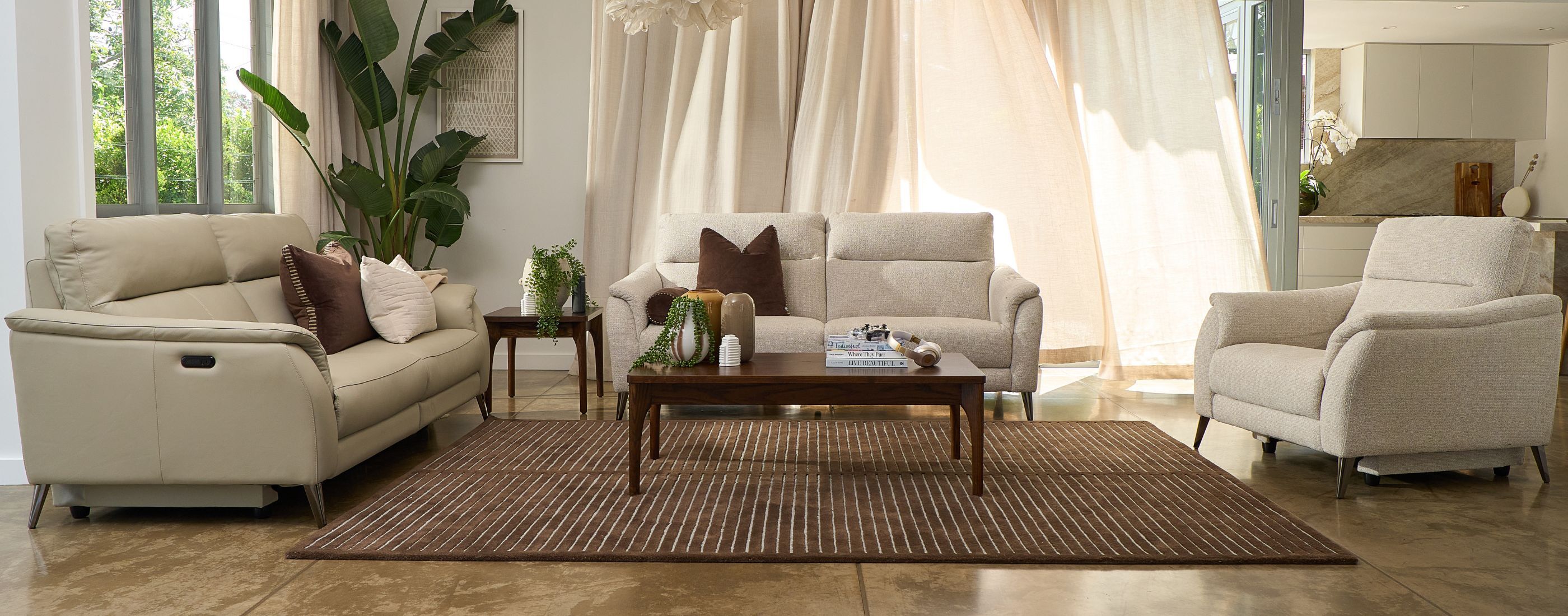 Bailey Sofa Collection