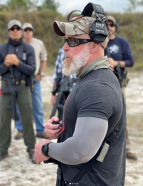 Gatorz Magnum Polarized - Black/Smoke - Warrior Poet Supply Co