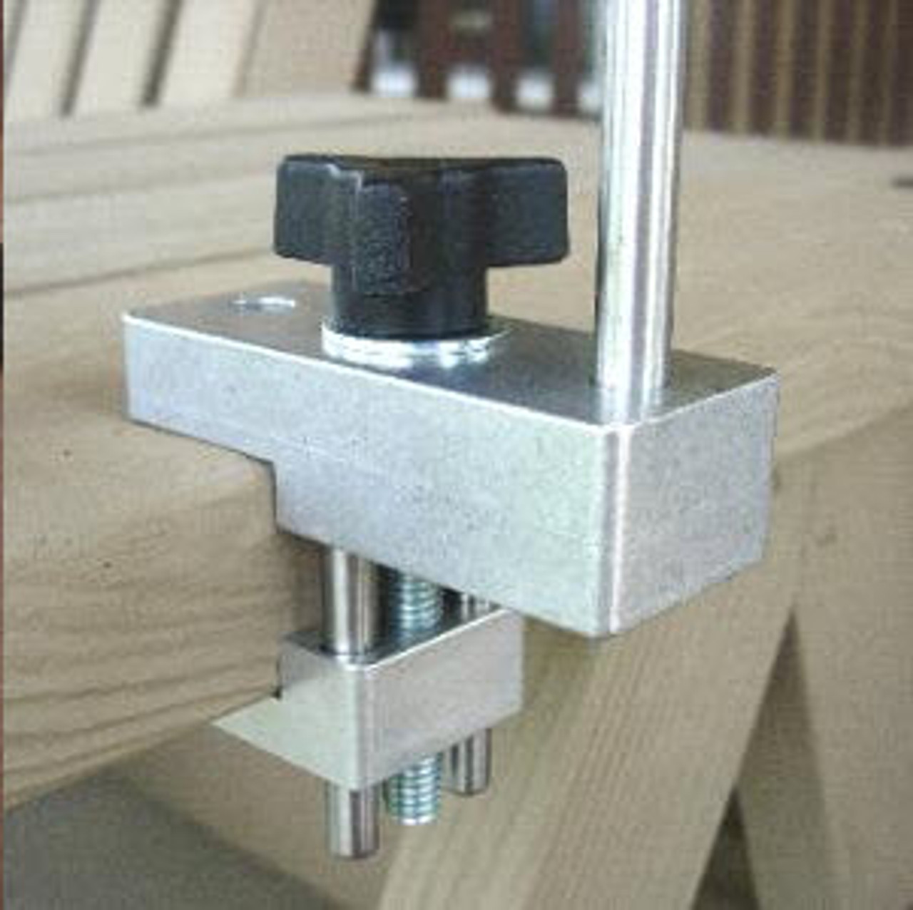 ルアー・フライ PEAK ROTARY VISE PEAK Rotary Vise for Fly Tying | JS Fly Supplies