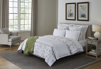 Scallop King Duvet Cover w/Green Embroidery