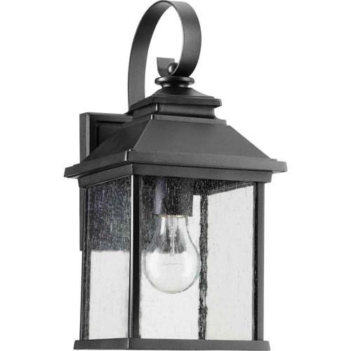 Traditional Pearson 7" Wall Lantern In Noir