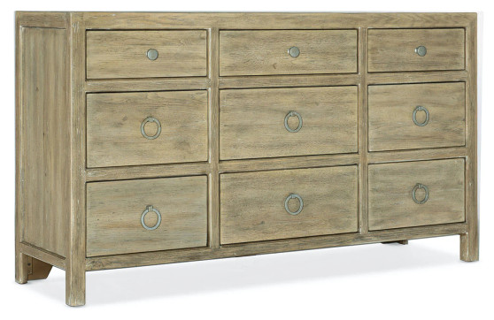 Hooker Furniture Bedroom Surfrider Nine-Drawer Dresser