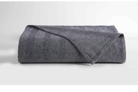 Herringbone Blanket  White/Navy Queen