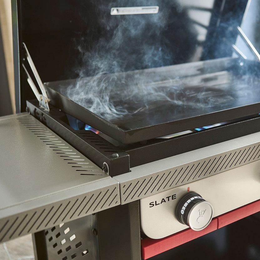 Weber Slate Rust-Resistant Griddle Natural Gas 28-Inch in Black