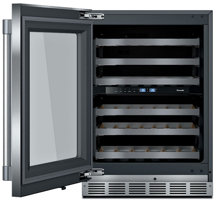 Thermador 24 Stainless Frame Left-Hinge Under-Counter Wine Reserve With Professional Series Handle