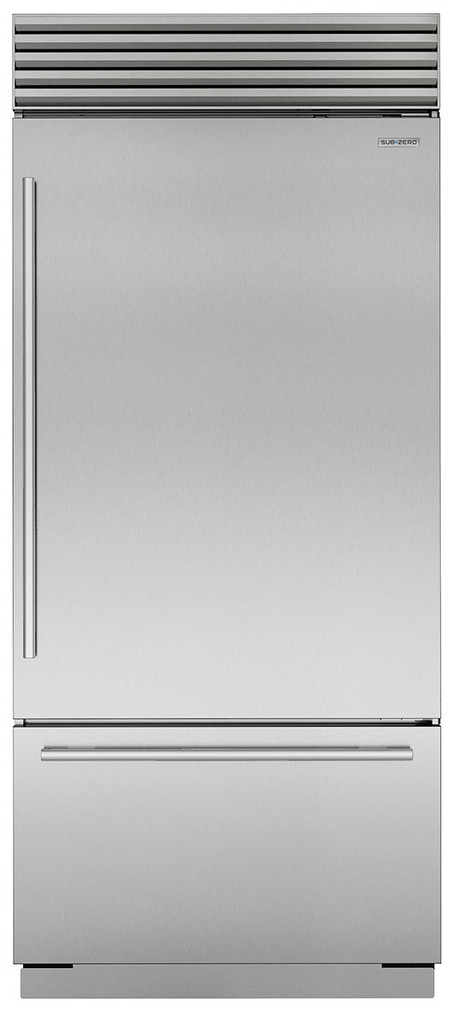 Sub-Zero Classic 20.7 Cu. Ft. Refrigerator With Tubular Handle Right-Hinge 36-Inch Wide in Stainless Steel