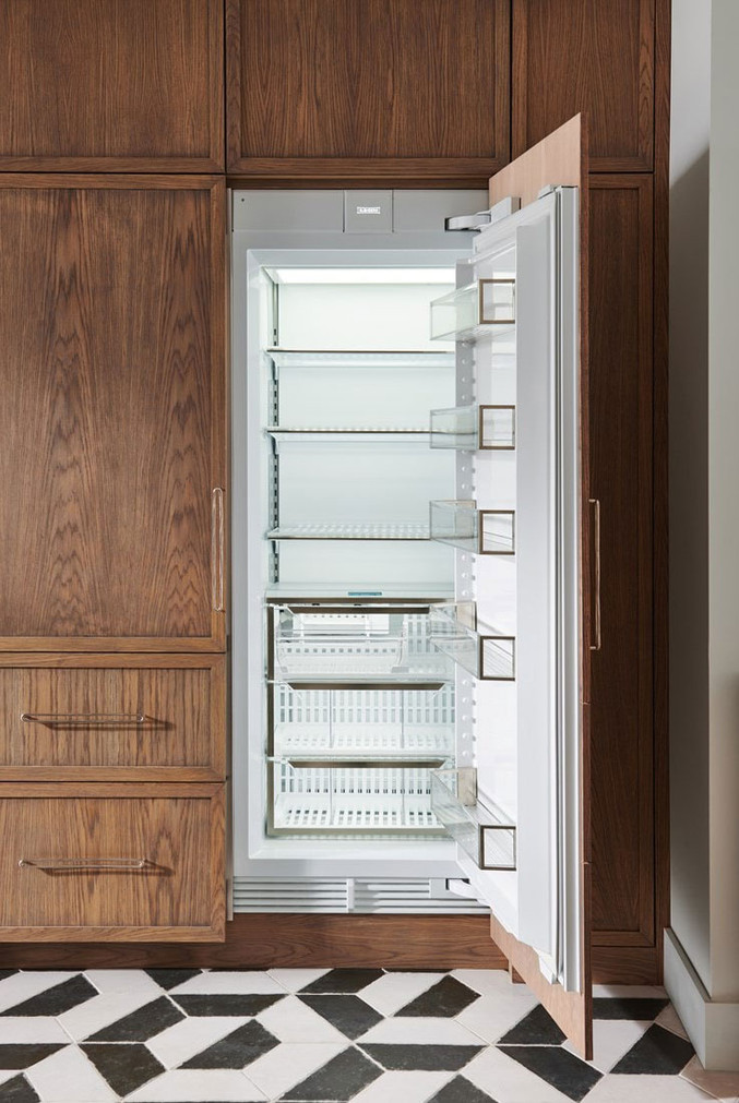 Sub-Zero 30 Designer Panel Ready Right-Hinge Column Freezer With Ice Maker