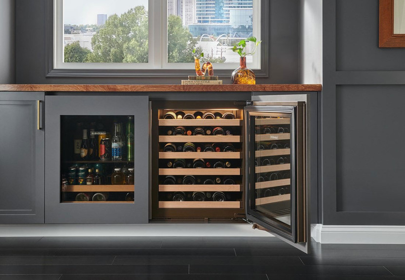 Sub-Zero ADA 24 Panel Ready Right-Hinge Designer Wine Storage Unit With Glass Door