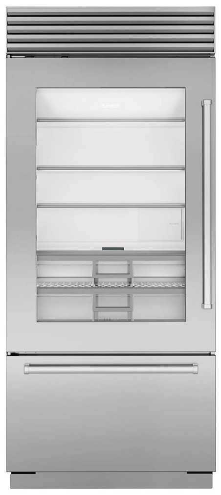 Sub-Zero Classic 20.8 Cu. Ft. Bottom Freezer Refrigerator With Pro Handle Left-Hinge 36-Inch Wide in Stainless Frame