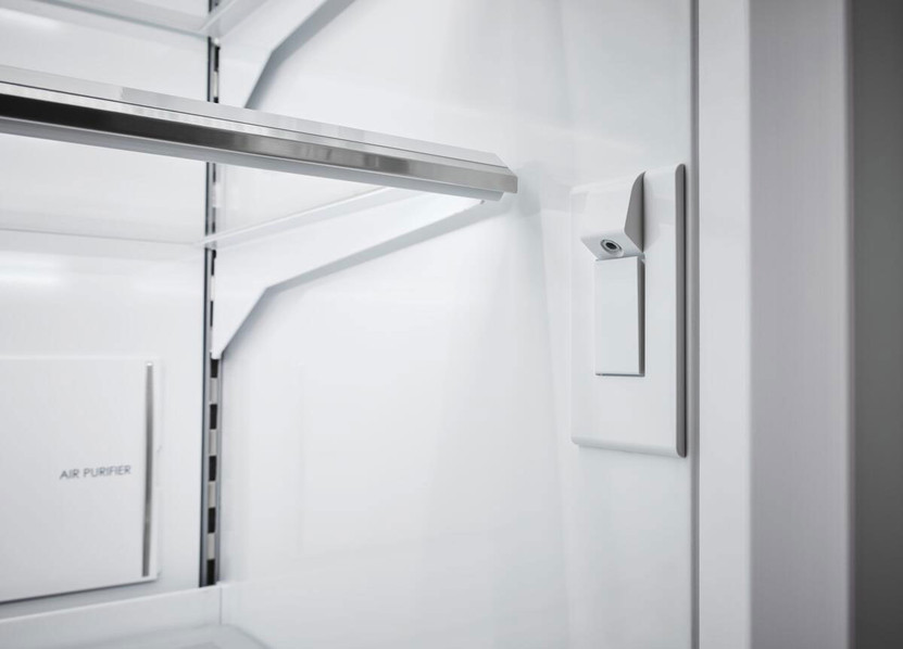 Sub-Zero Classic 17 Cu. Ft. Over-And-Under Refrigerator With Internal Dispenser, Pro Handle Left-Hinge 30-Inch Wide in Stainless Steel