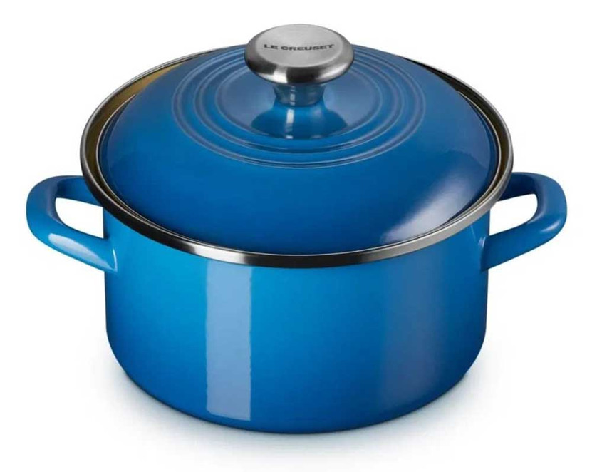 Le Creuset 3.8 Qt. Traditional Petite Stockpot in Marseille