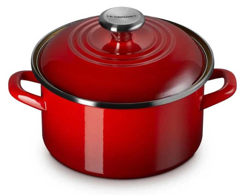 Le Creuset 3.8 Qt. Traditional Petite Stockpot in Cerise
