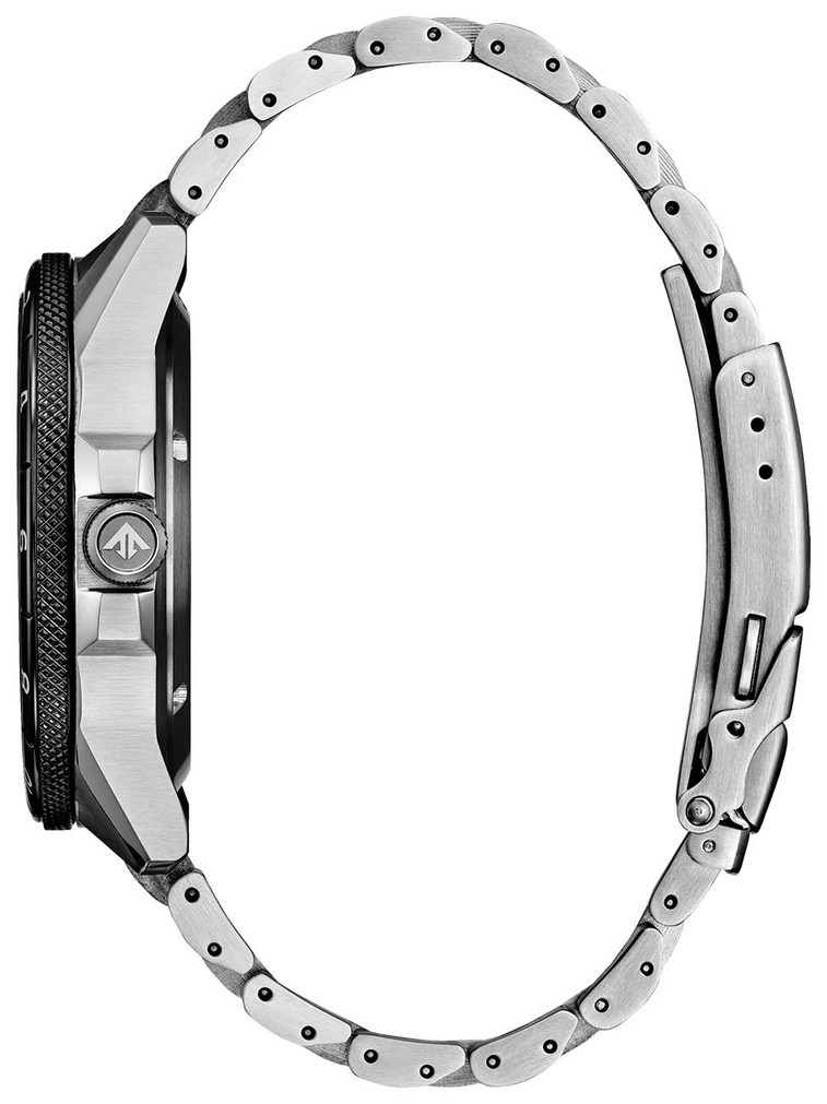 Citizen Watch Promaster Air GMT 44.5mm with Black Dial