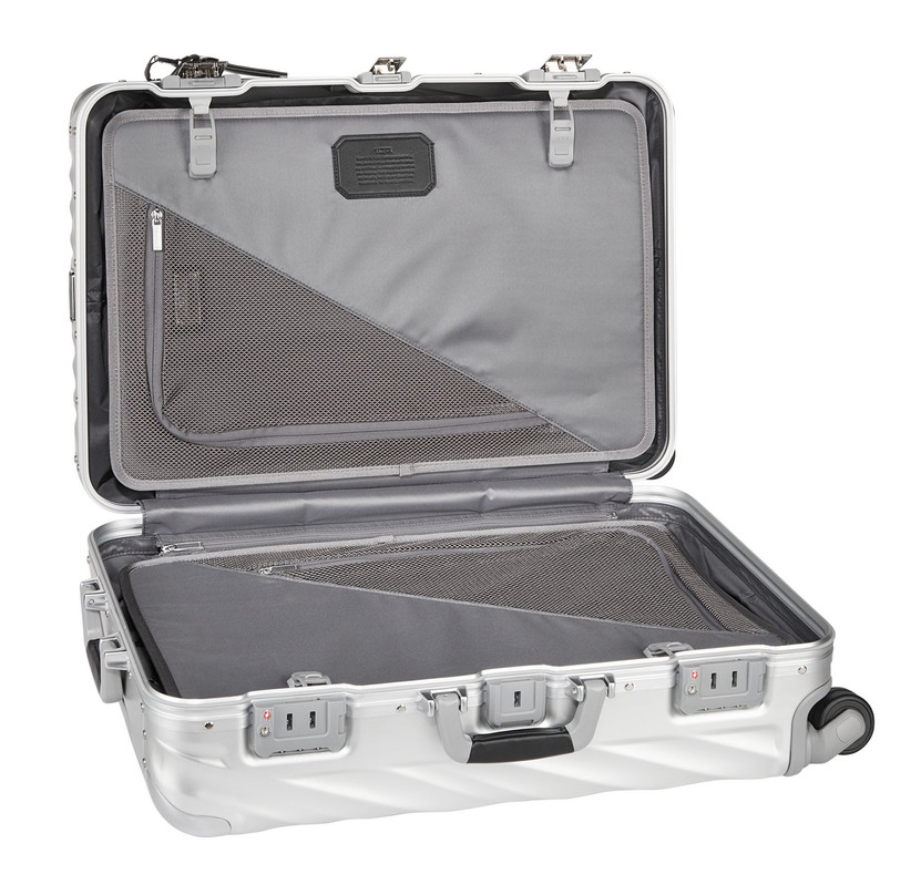 TUMI 19 Degree Aluminum Short Trip Packing Case