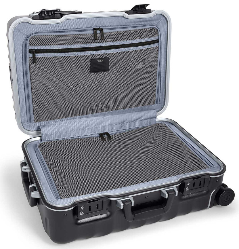 TUMI 19 Degree Frame International 4 Wheel Carry-On