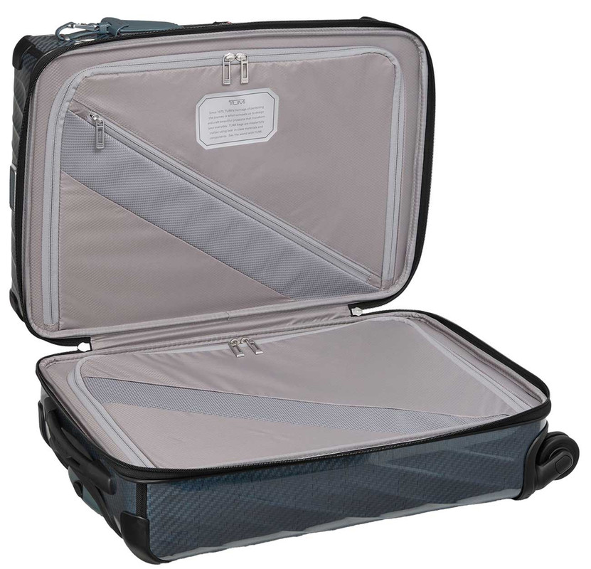 TUMI 19 Degree Lite International Carry-On with 4 Wheels in Pavement