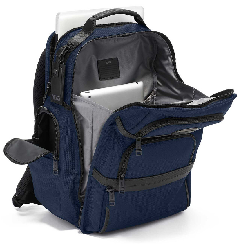 TUMI Alpha Brief Pack in Navy