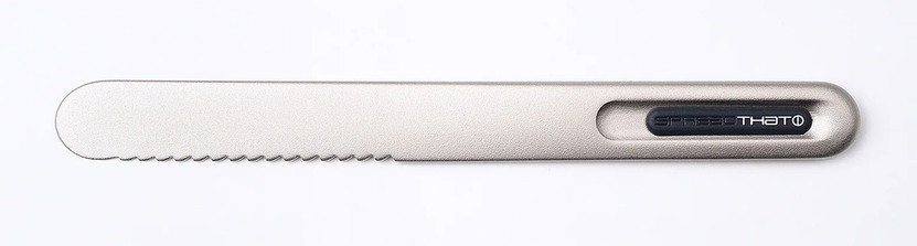 THAT SPREADTHAT Butter Knife in Silver with Black Insert