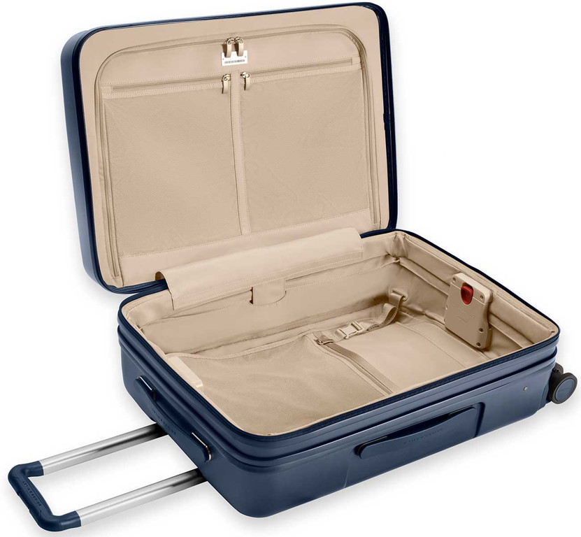 Briggs  Riley Sympatico Medium 27-Inch Luggage Expandable Spinner in Navy