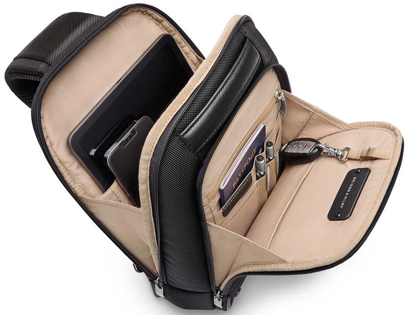 Briggs  Riley At Work Sling in Black