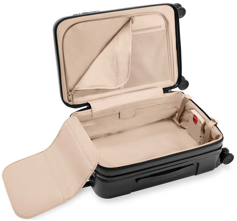 Briggs  Riley Sympatico Essential 22-Inch Carry-On Expandable Spinner in Black