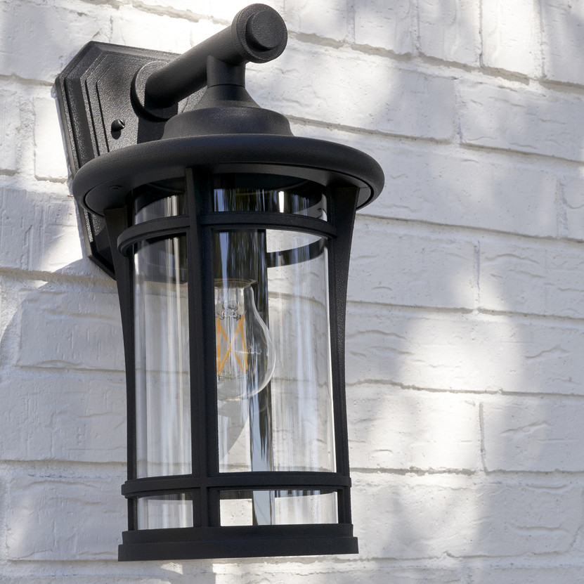 Haley 15" Lantern - Black