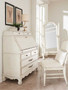 Hooker Furniture Americana Floor Mirror in Daisy
