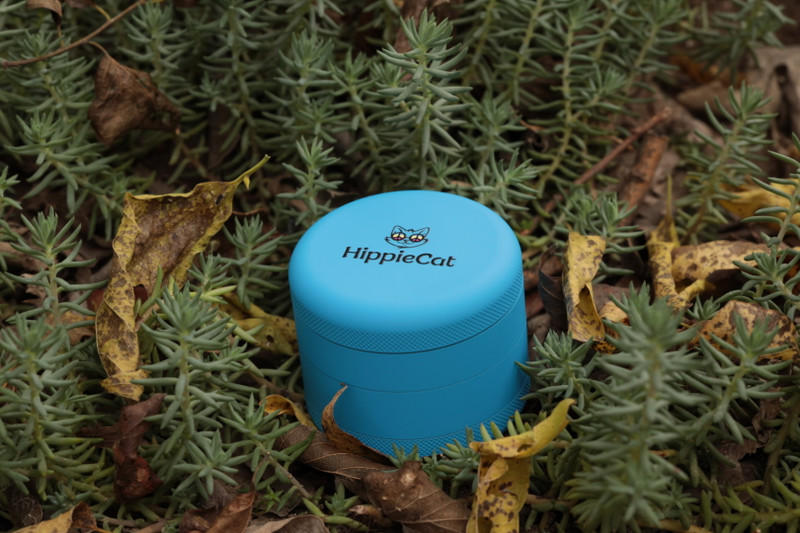 Hippiecat Herb Grinder - Blue - The Happy Cactus