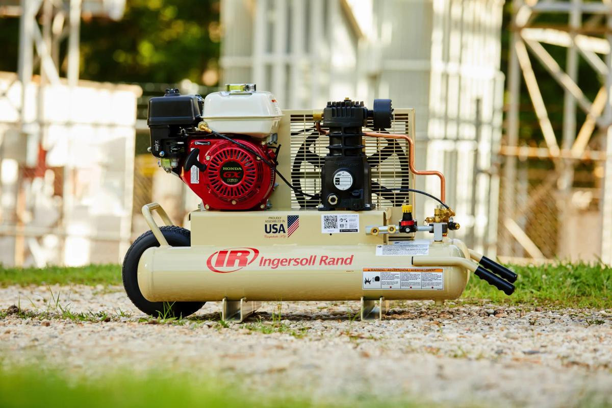 Air Compressor, Gas Driven, 11.8 cfm, 5-1/2 hp, 135 psi, Twin Tank, 8 gal, 43 in Lg, 18 in Wd, 26 in Ht, Cast Iron