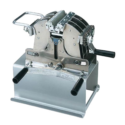 Clipper Hook, Laces All