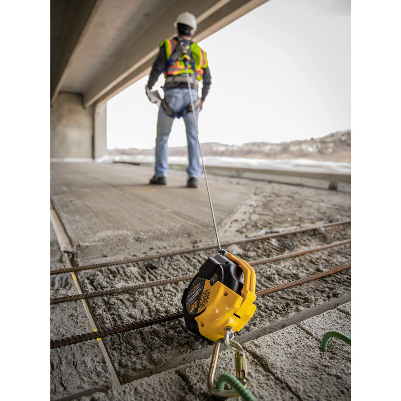 Cable Lifeline, Self-Retracting, ANSI Z359.14-2021 Class 2, 360 in Lg, Galvanized Steel Cable Line, Thermoplastic Housing Hardware, Matte Black Color Cable Lifeline, Self-Retracting, ANSI Z359.14-2021 Class 2, 360 in Lg, Galvanized Steel Cable Line, Thermoplastic Housing Hardware, Matte Black Color