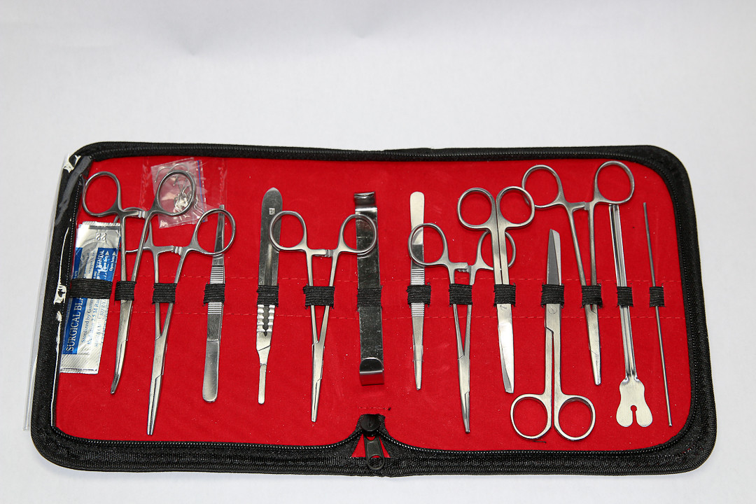 Disposable Medical Supplies Suture Supplies Suture Kits Doom and