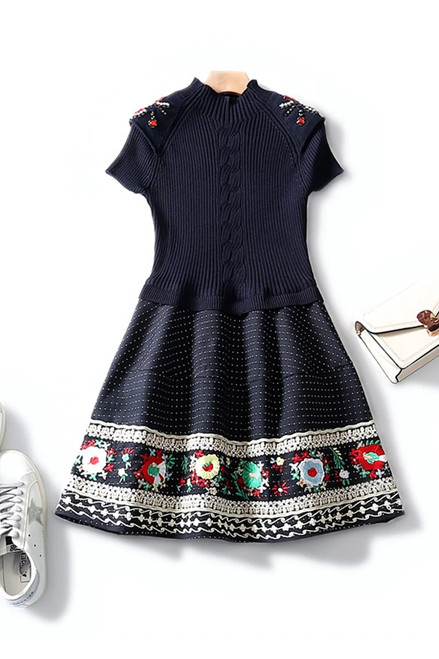 Luxury Foreign Embroidered Beaded Craft Knitting Yarn Stitching Autumn And Winter Banquet Women Dress Was Thin Bottoming