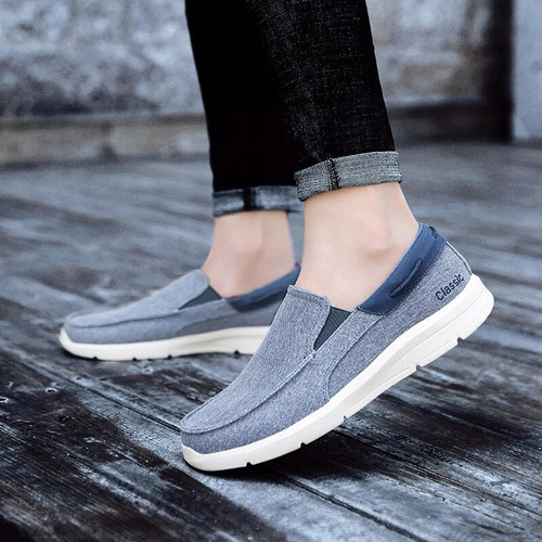 Summer Men Shoes Lightweight Outdoor Men Fashion Casual Soft Walking Shoes Breathable Slip on Mens Loafers